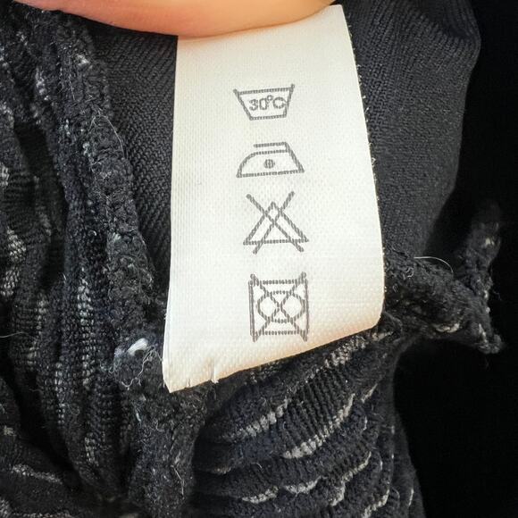 HOT MIAMI STYLES Gray Black High Waist Scrunch Butt Activewear Leggings Size L - Picture 8 of 8